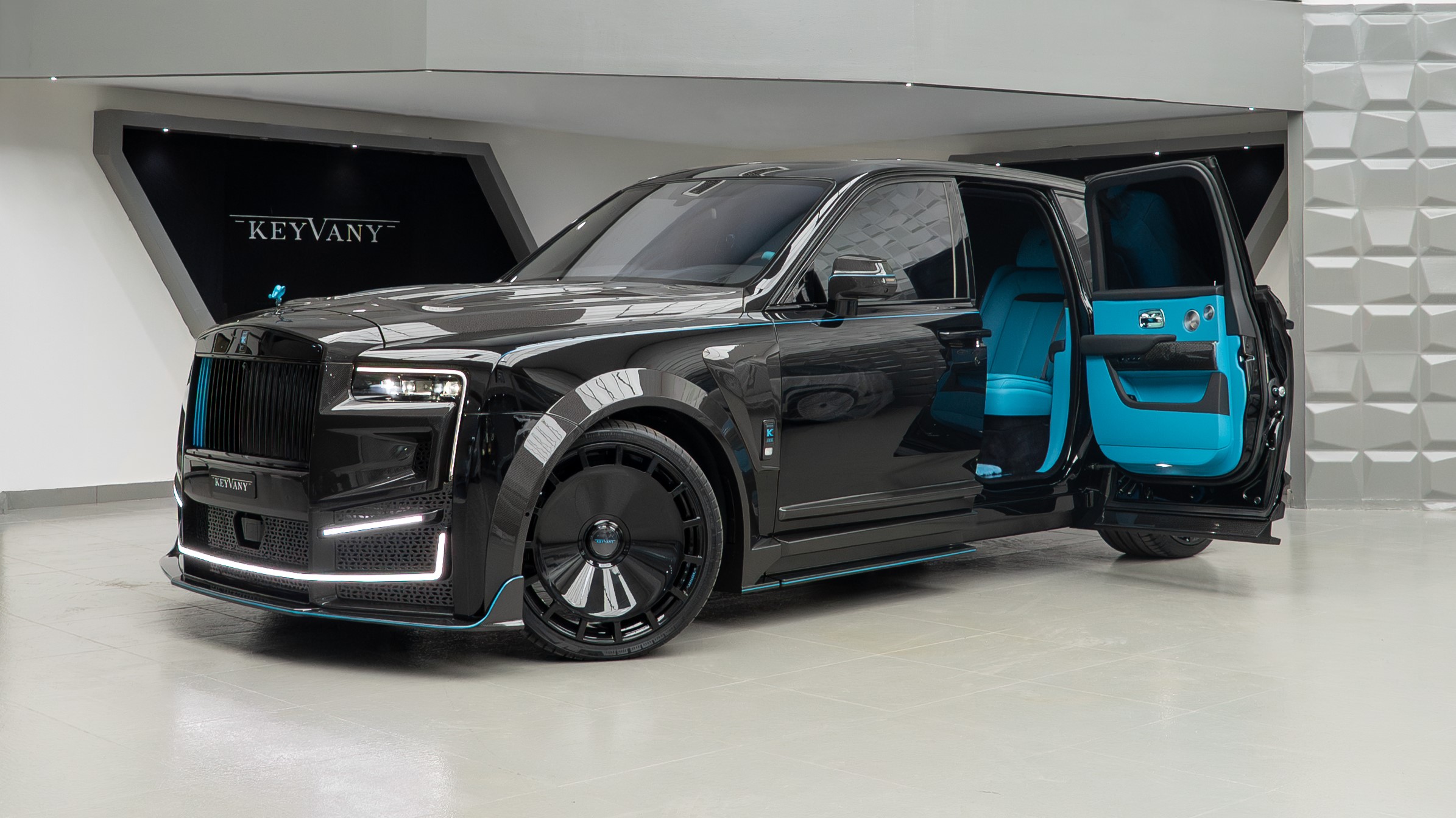 Keyvany Range Rover Keyvany - KEYVANY HAYULA II | BE DIFFERENT
